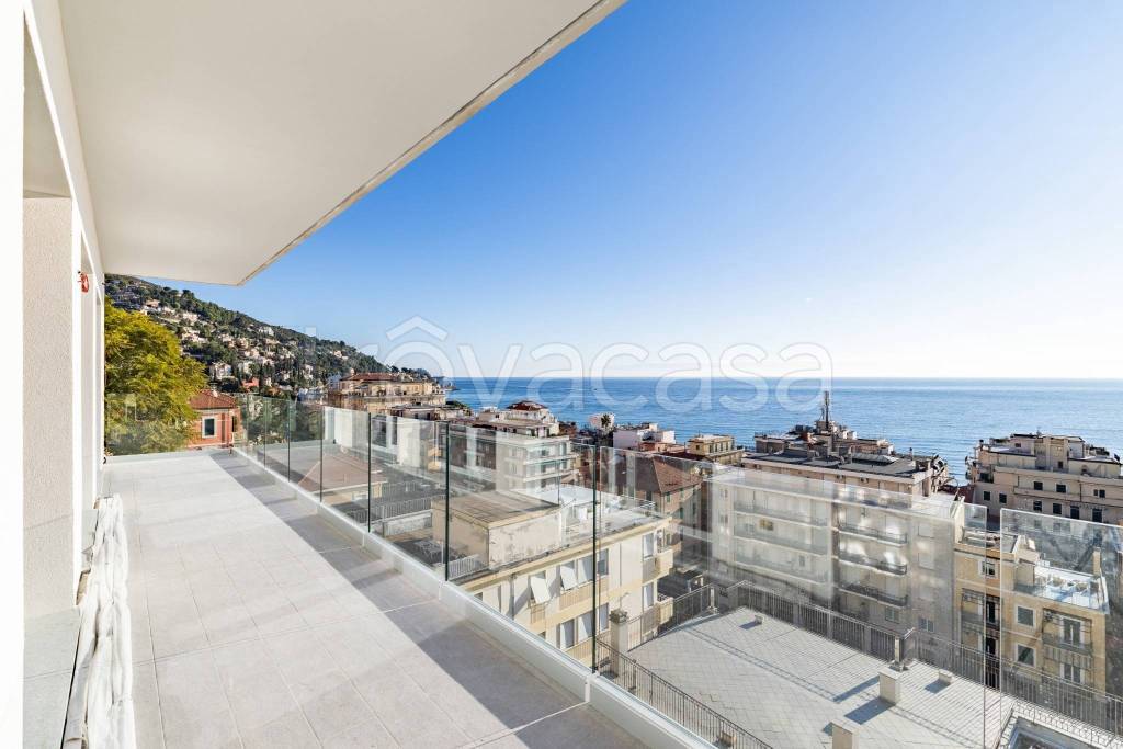 appartamento in vendita ad Alassio