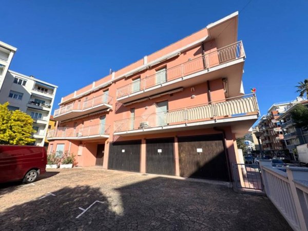 appartamento in vendita ad Alassio