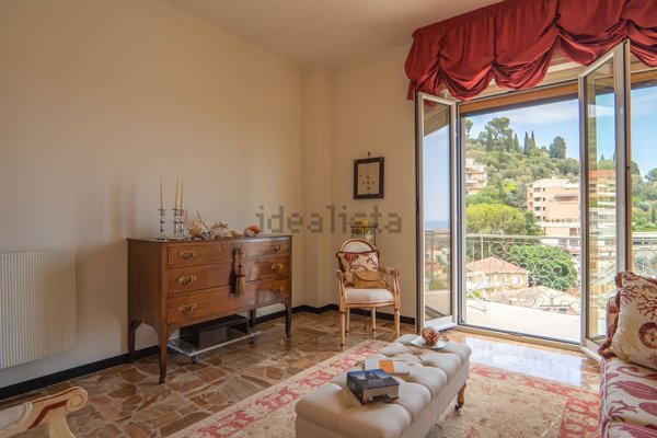 appartamento in vendita ad Alassio
