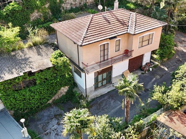 appartamento in vendita ad Alassio