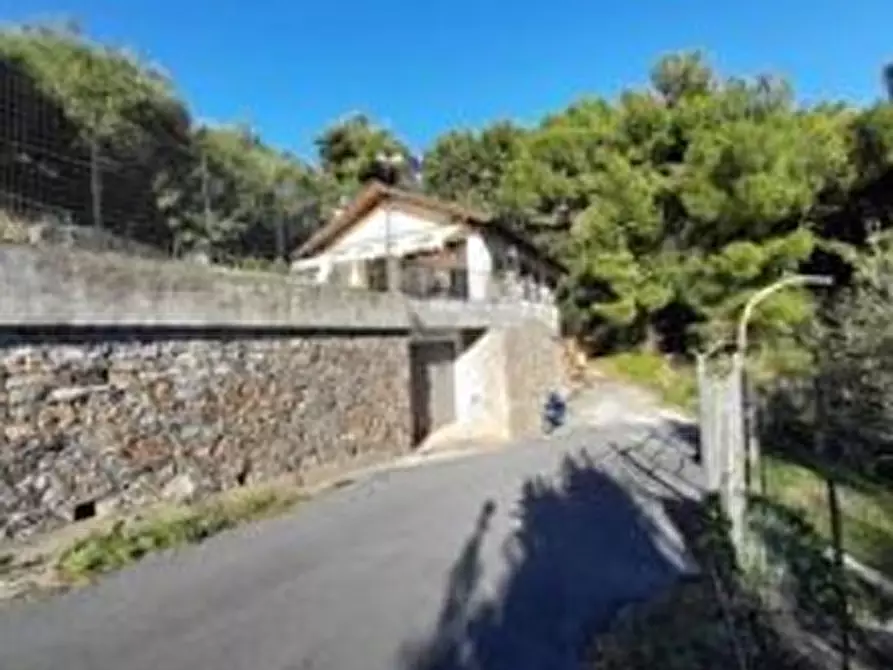 locale di sgombero in vendita ad Alassio
