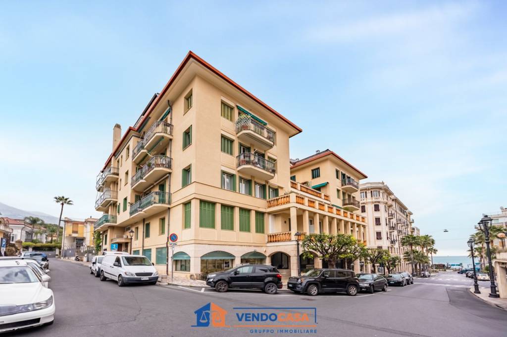 appartamento in vendita ad Alassio