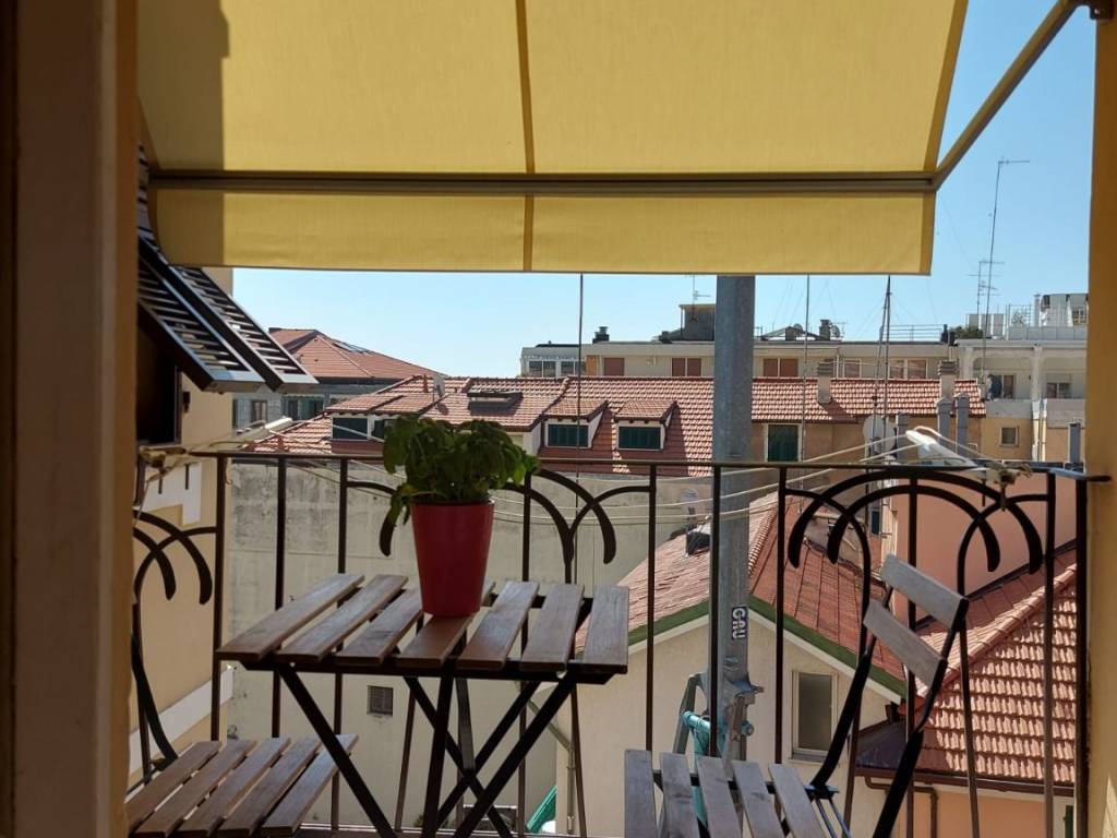 appartamento in vendita ad Alassio