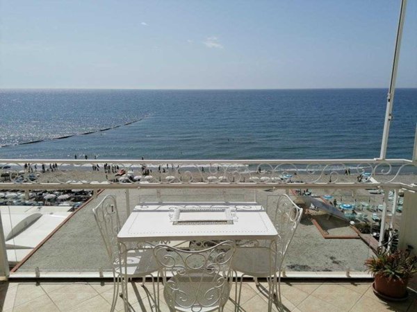appartamento in vendita ad Alassio