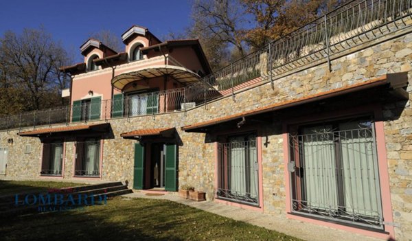 casa indipendente in vendita ad Alassio in zona Caso