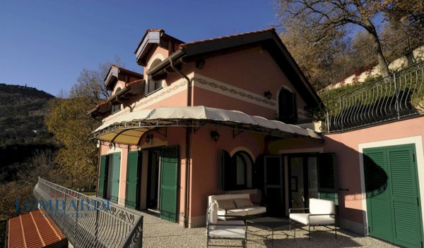 casa indipendente in vendita ad Alassio