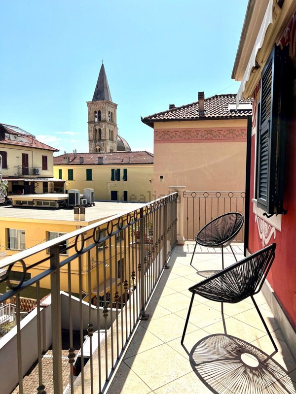 appartamento in vendita ad Alassio
