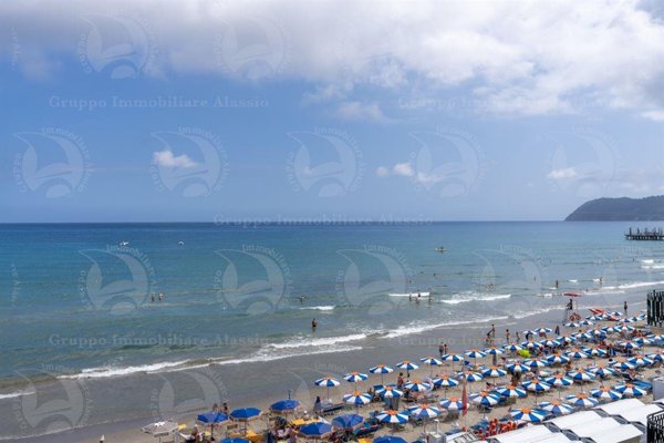 appartamento in vendita ad Alassio