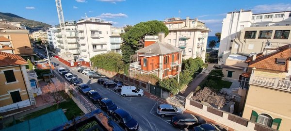 appartamento in vendita ad Alassio