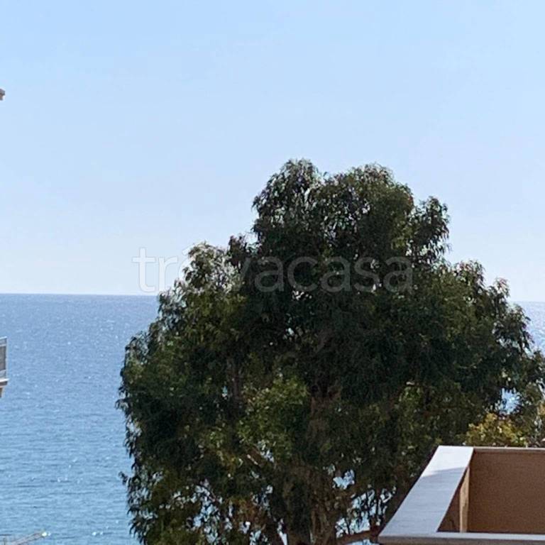 appartamento in vendita ad Alassio