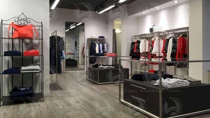 appartamento in vendita ad Alassio