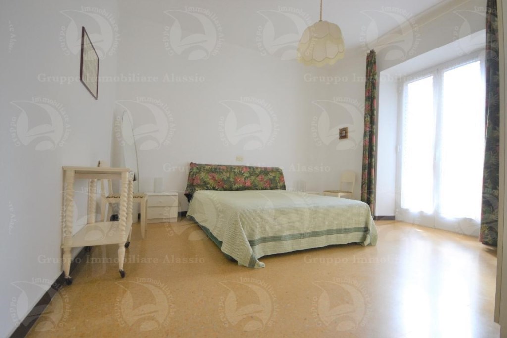 appartamento in vendita ad Alassio