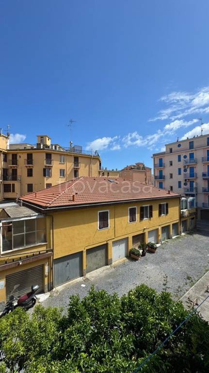 appartamento in vendita ad Alassio
