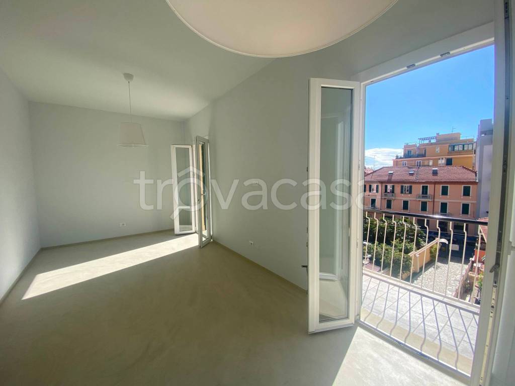 appartamento in vendita ad Alassio