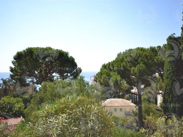 appartamento in vendita ad Alassio