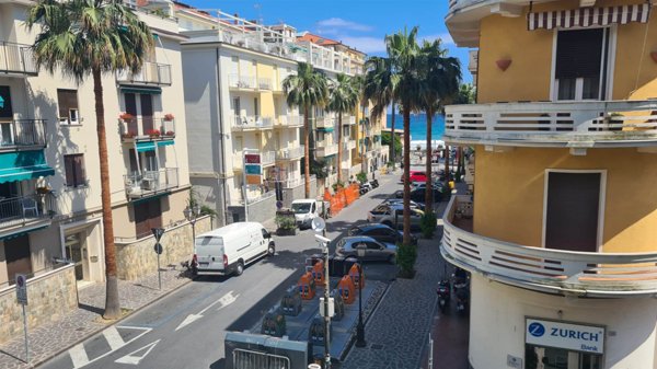 appartamento in vendita ad Alassio