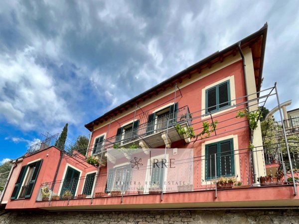 casa indipendente in vendita ad Alassio in zona Solva