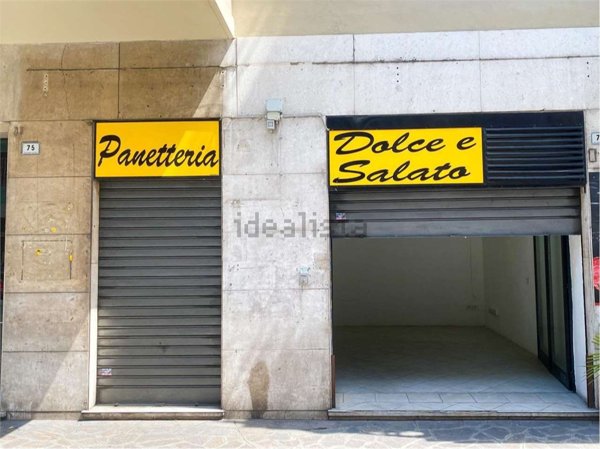 negozio in vendita ad Alassio