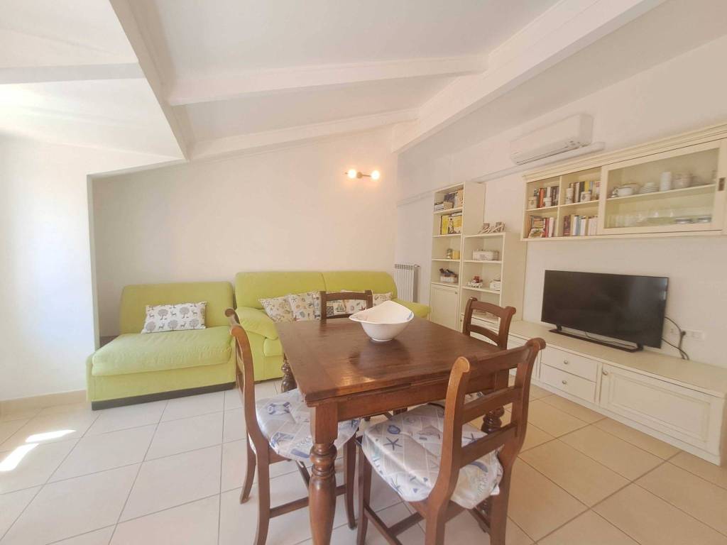 appartamento in vendita ad Alassio