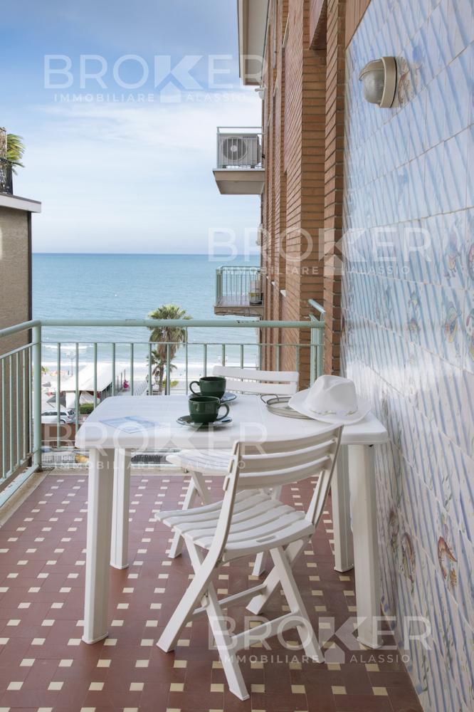 appartamento in vendita ad Alassio