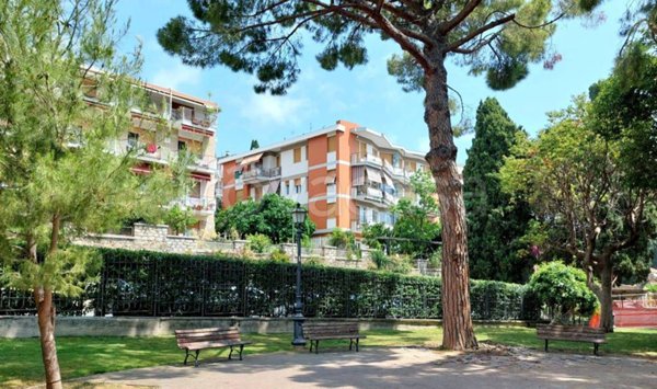 appartamento in vendita ad Alassio