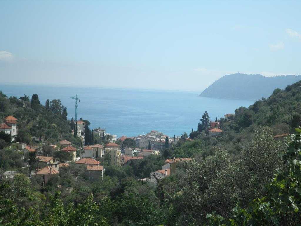 casa indipendente in vendita ad Alassio
