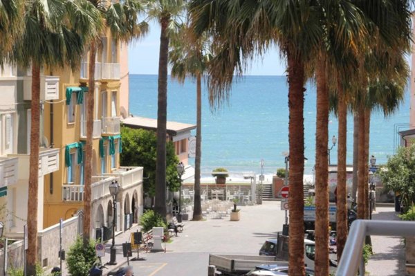 appartamento in vendita ad Alassio
