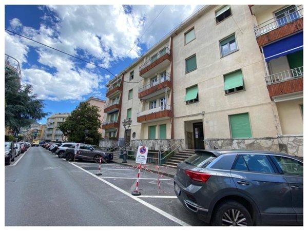 appartamento in vendita ad Alassio