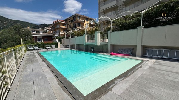 appartamento in vendita ad Alassio