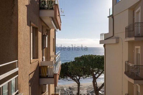 appartamento in vendita ad Alassio