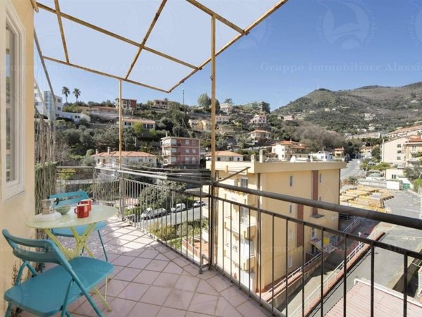 appartamento in vendita ad Alassio
