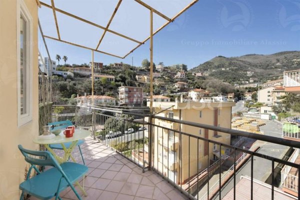 appartamento in vendita ad Alassio