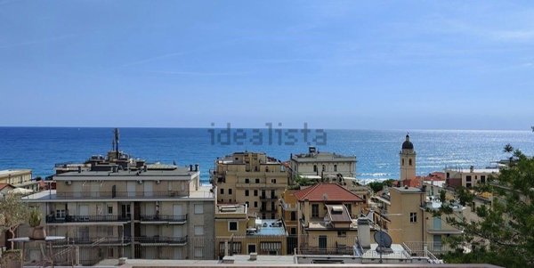 appartamento in vendita ad Alassio