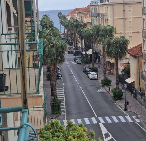 appartamento in vendita ad Alassio