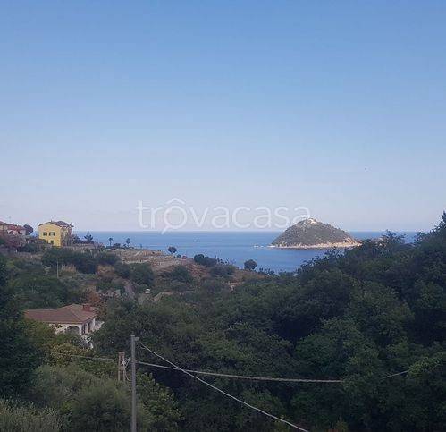 casa indipendente in vendita ad Alassio