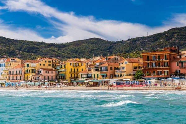 appartamento in vendita ad Alassio