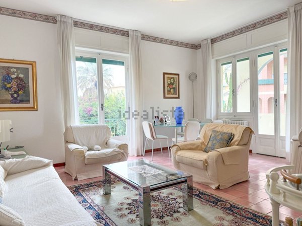 appartamento in vendita ad Alassio