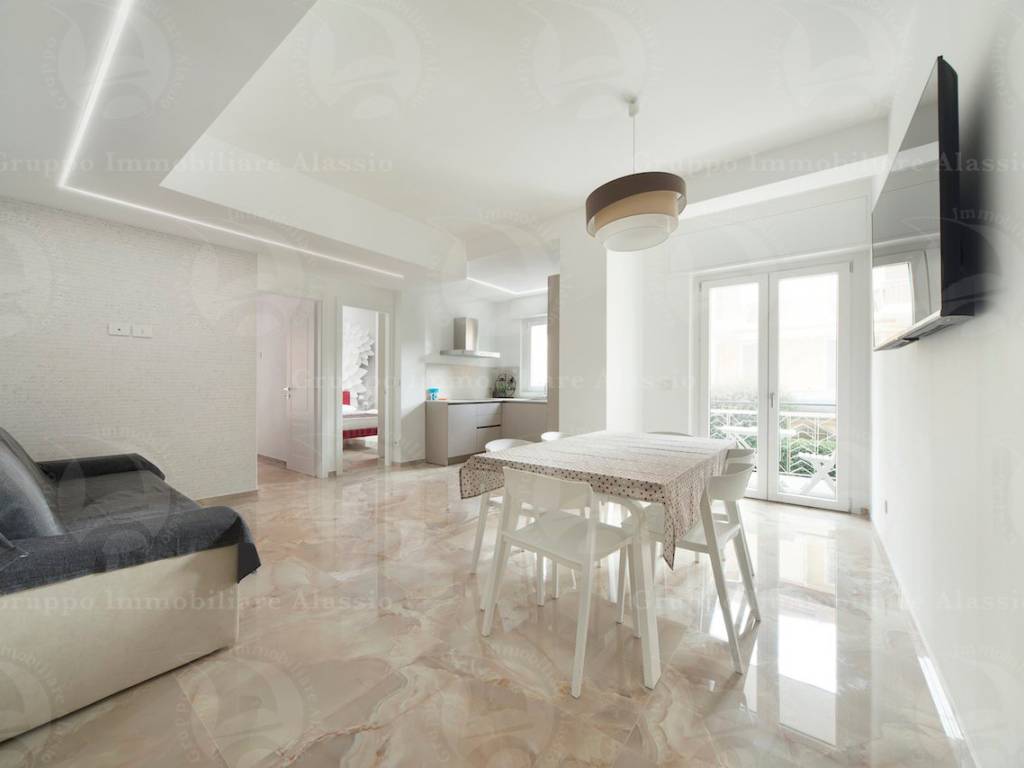 appartamento in vendita ad Alassio