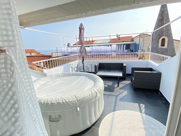 appartamento in vendita ad Alassio