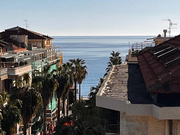 appartamento in vendita ad Alassio
