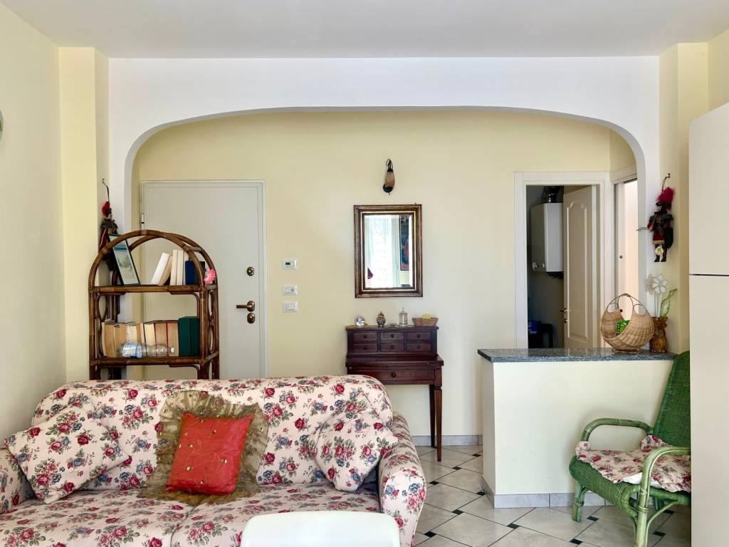 appartamento in vendita ad Alassio in zona Solva