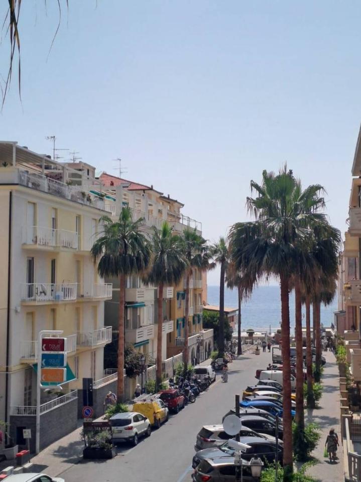 appartamento in vendita ad Alassio