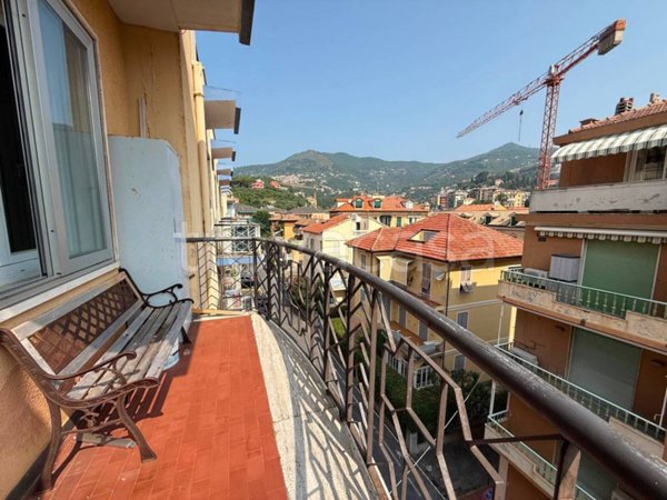 appartamento in vendita ad Alassio