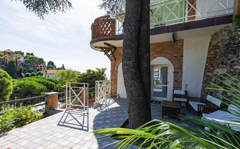 appartamento in vendita ad Alassio