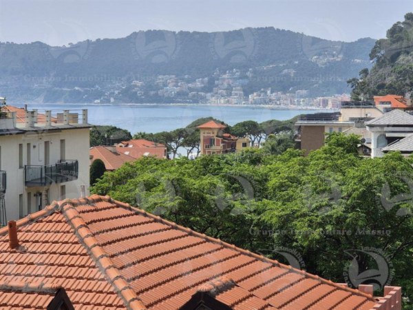 appartamento in vendita ad Alassio