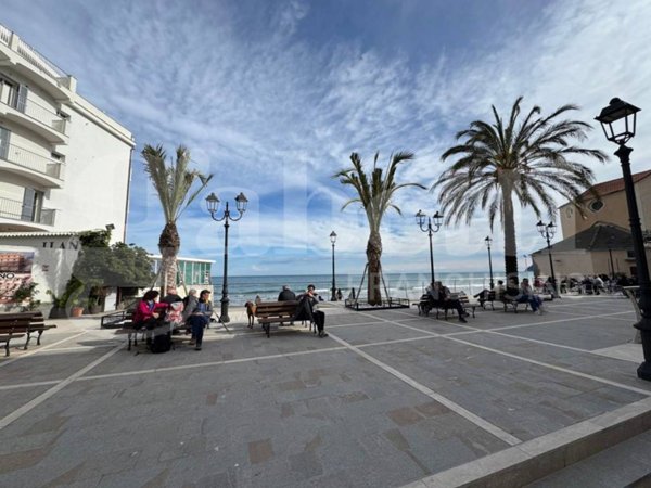 appartamento in vendita ad Alassio