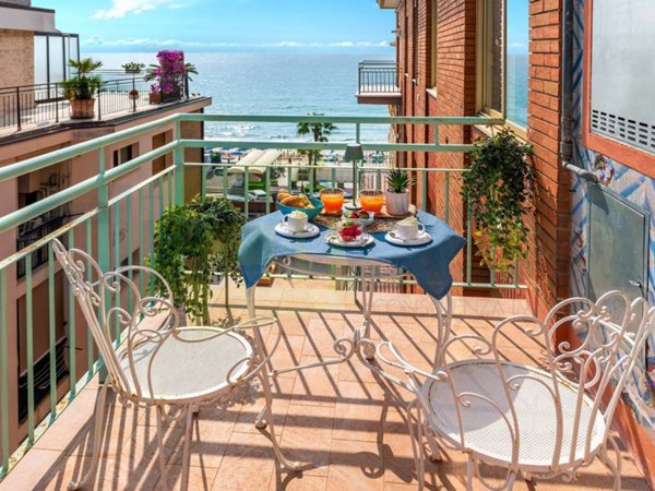 appartamento in vendita ad Alassio