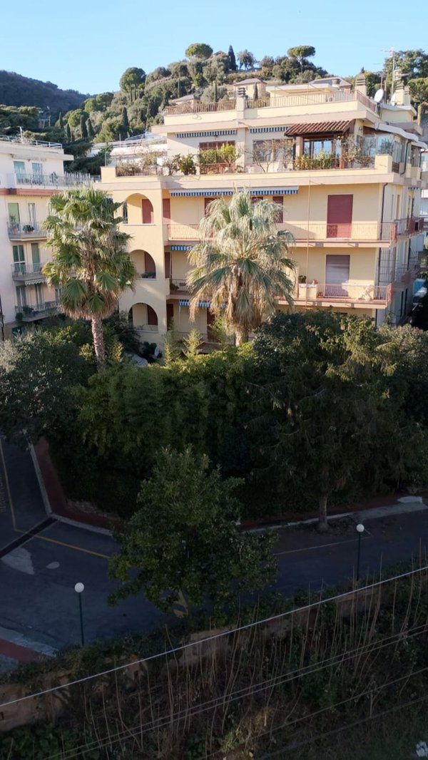 appartamento in vendita ad Alassio
