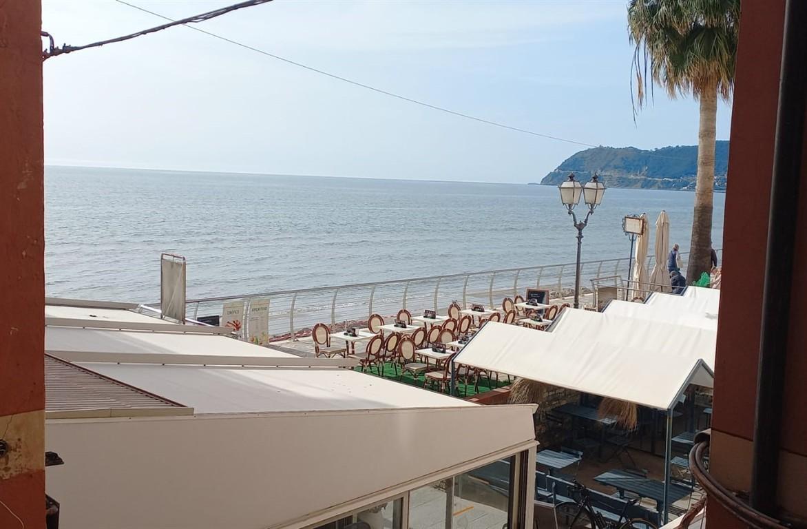 appartamento in vendita ad Alassio