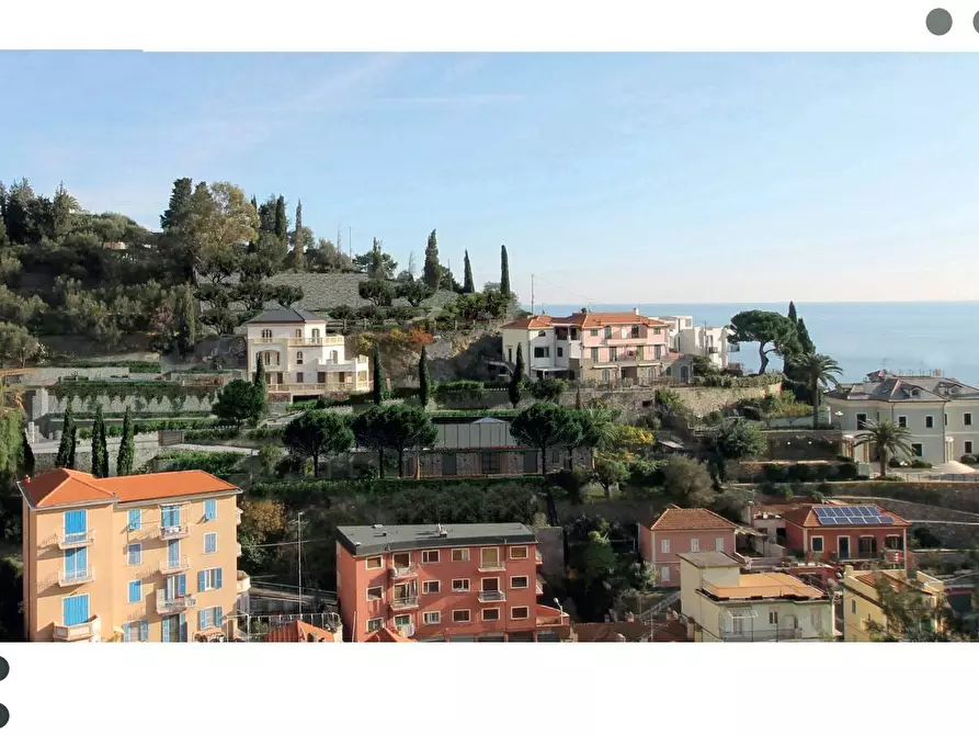 casa indipendente in vendita ad Alassio